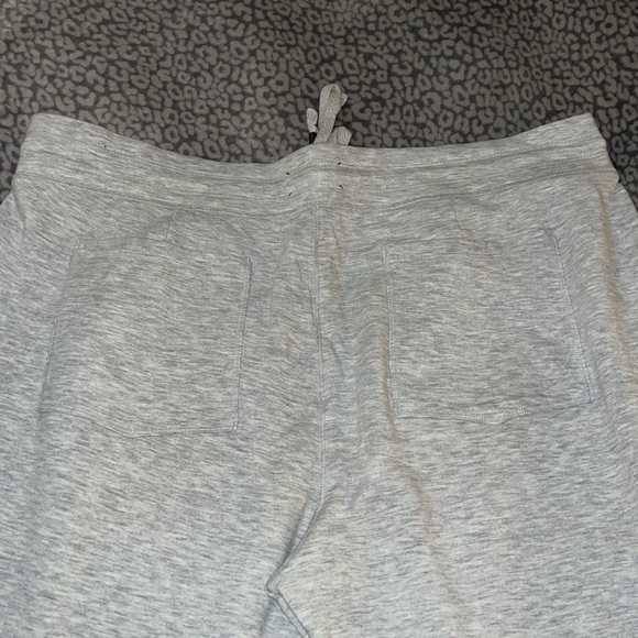 EUC Lou & Grey Heathered Gray Sweatpants Size XL - Picture 4 of 7